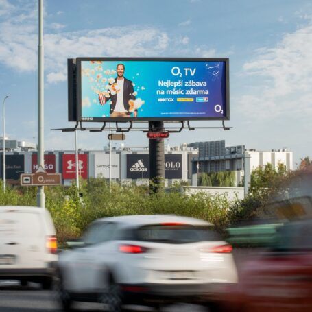 Psychologie barev ve venkovní reklamě