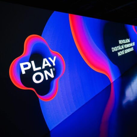 PLAYON - Digitální OOH platforma nové generace