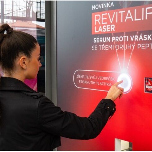 L´Oréal & CLV jako výdejní automat
