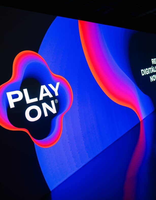 PLAYON - Digitální OOH platforma nové generace